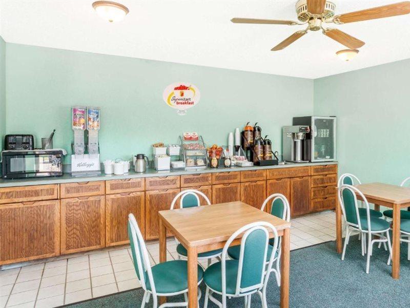 Motel Super 8 By Wyndham Washington/Peoria Area Exterior foto