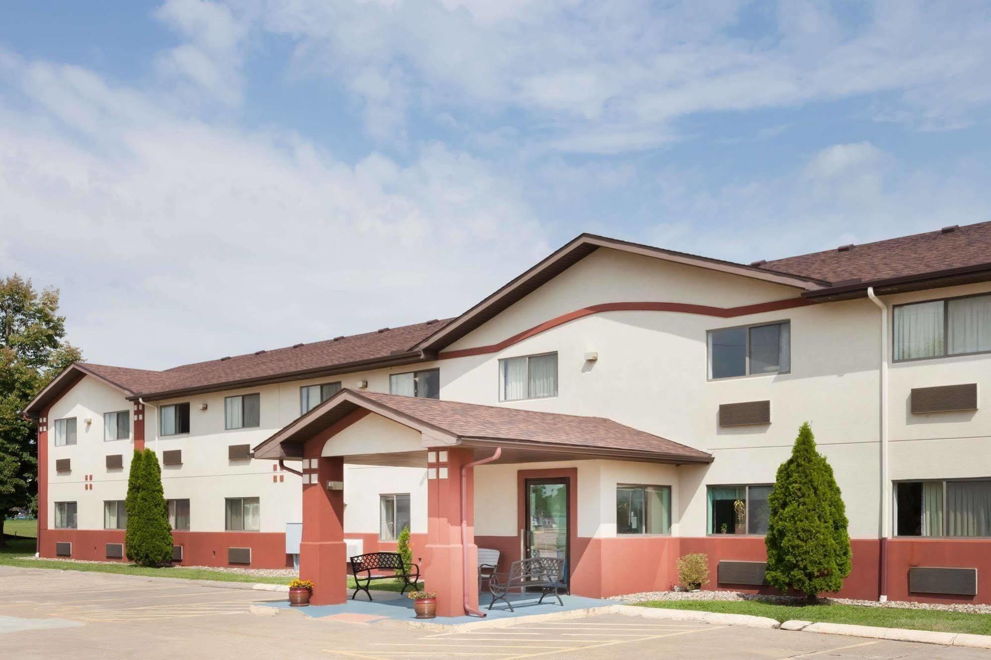 Motel Super 8 By Wyndham Washington/Peoria Area Exterior foto