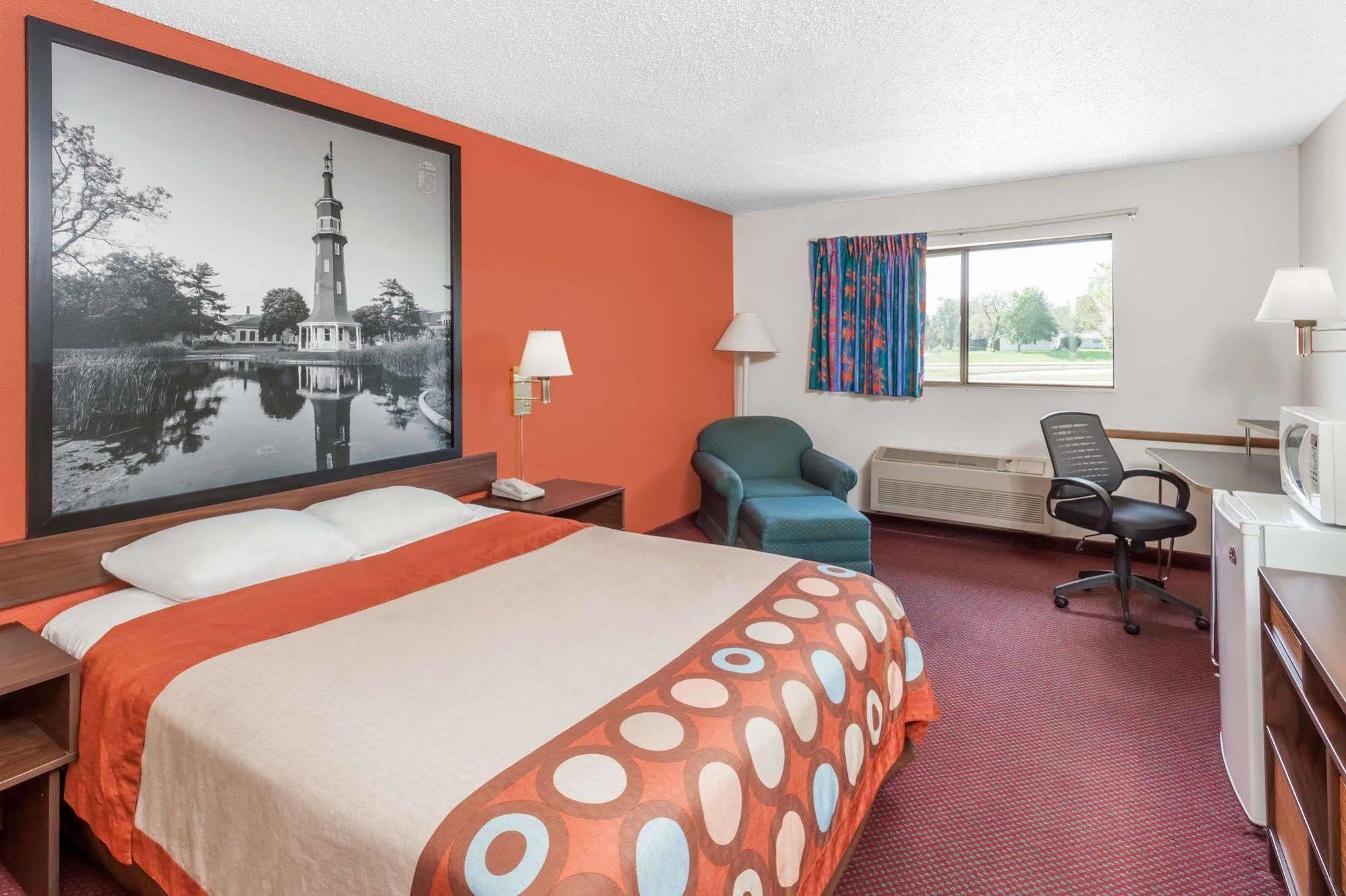 Motel Super 8 By Wyndham Washington/Peoria Area Exterior foto